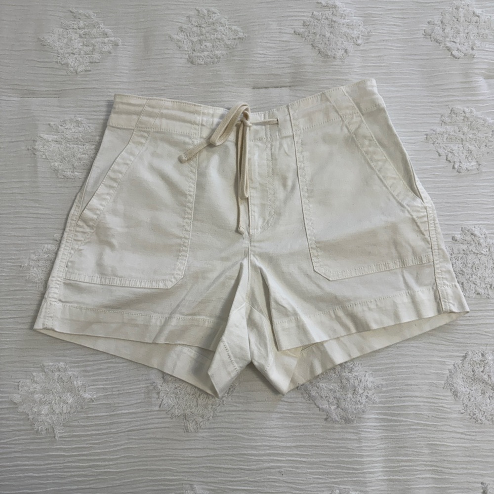 Loft Women's Cream Shorts
